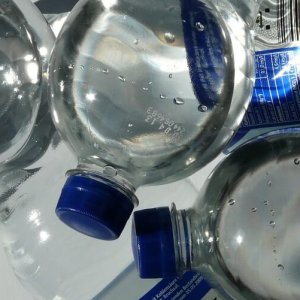 deposit scheme on plastic bottles